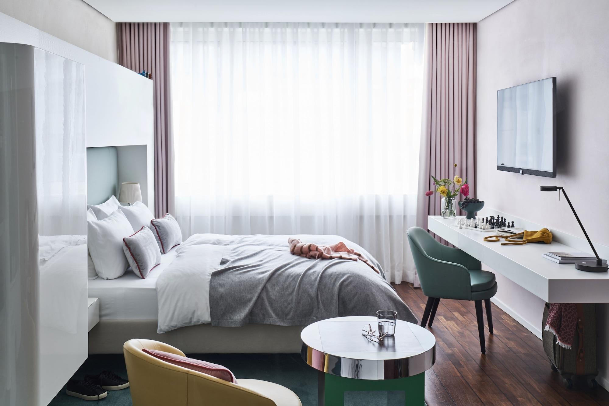 Side Design Hotel 5*